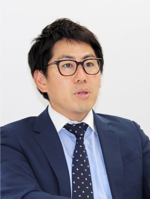 エネルギー営業本部エネルギーソリューション営業部課長の写真