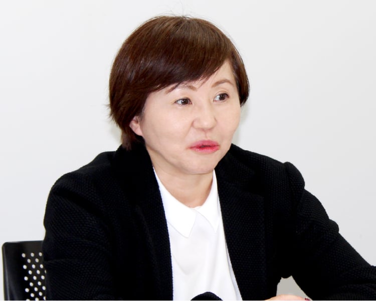 管理本部人事部部長代理の写真